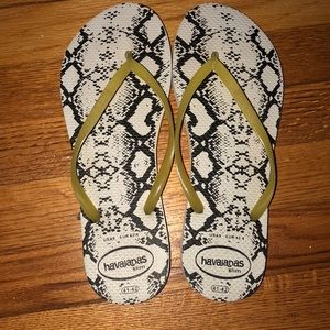 Havaianas Size 9